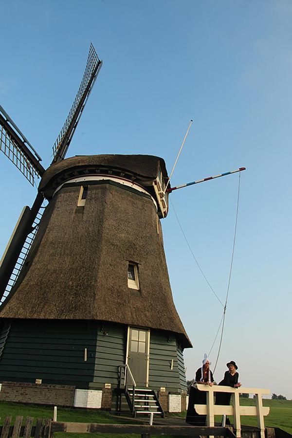 De Krasse Man Bed & Breakfast Edam Exterior photo